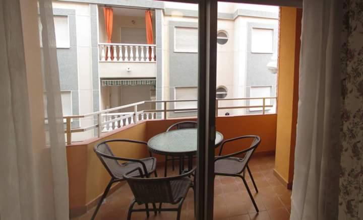 Cozy And Nice Apartment In Sunny Torrevieja Extérieur photo